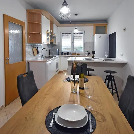Family Apartment Sara Zadar Exterior photo